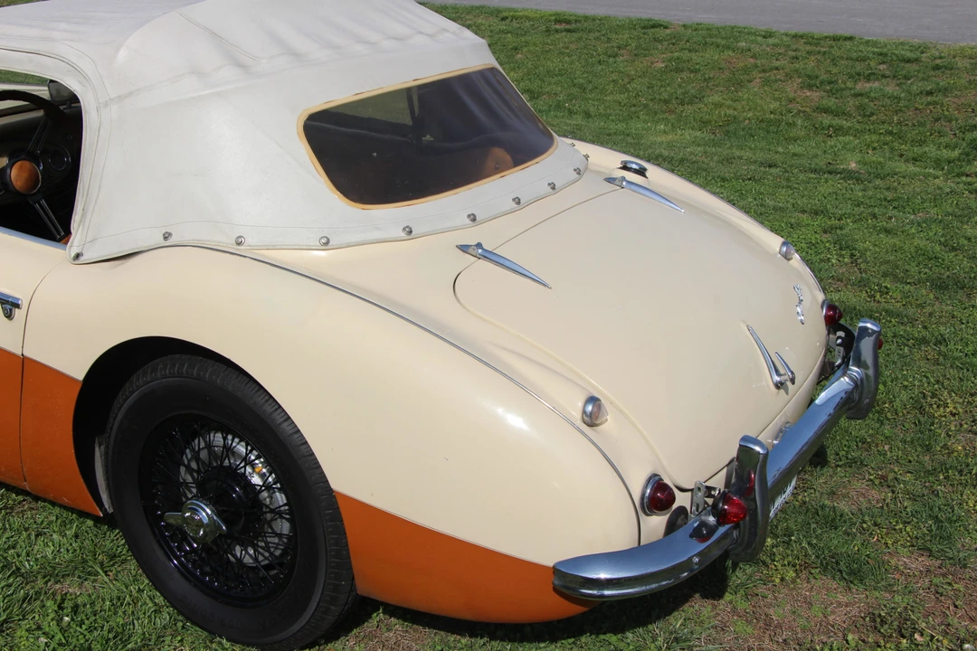 1957 Austin-Healey 100-6 - Image 10 of 31