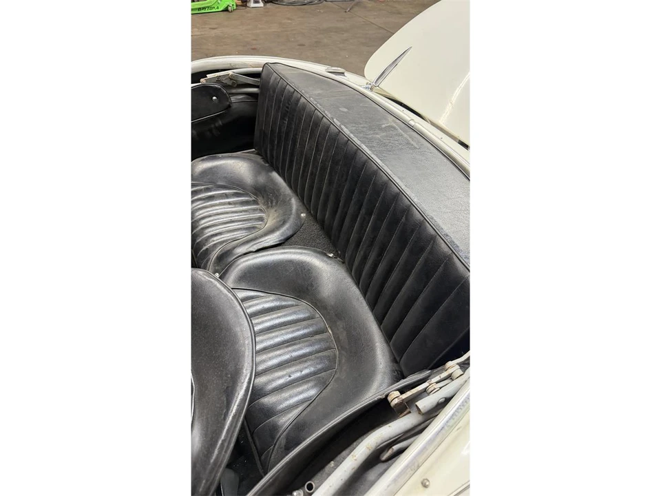 1957 Austin-Healey 100 - Image 12 of 17