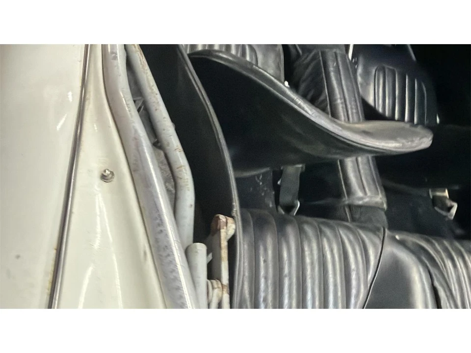 1957 Austin-Healey 100 - Image 13 of 17