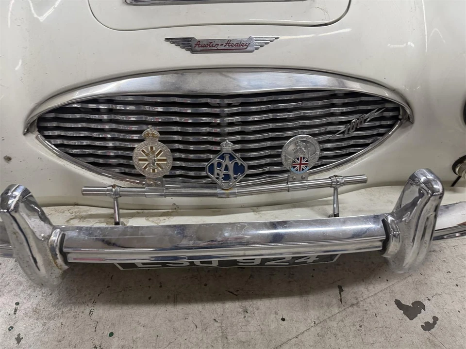 1957 Austin-Healey 100 - Image 7 of 17