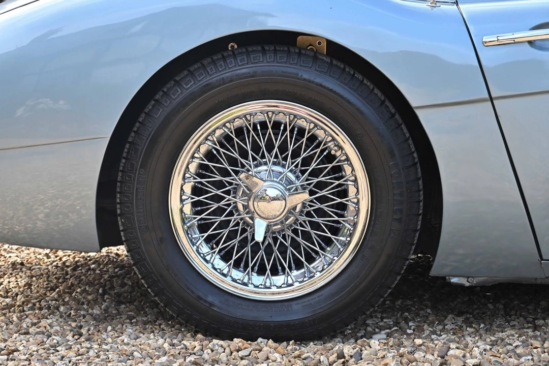 1957 Austin-Healey 100-6 - Image 25 of 31