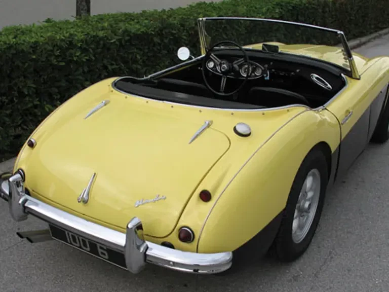 1957 Austin-Healey 100-6 - Image 8 of 9