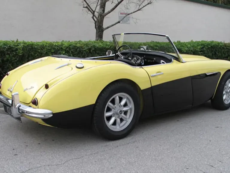 1957 Austin-Healey 100-6 - Image 3 of 9