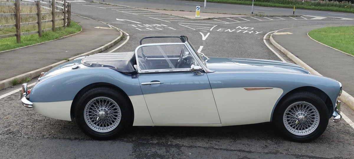1957 Austin-Healey 100-6 - Image 9 of 30