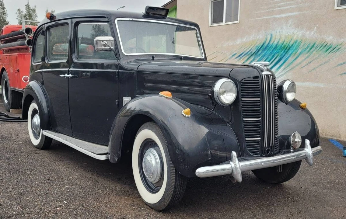 1957 Austin - Image 3 of 16