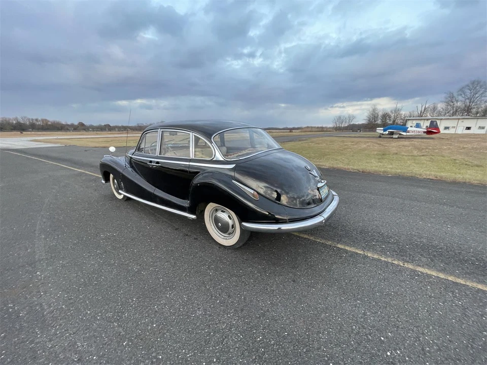 1957 BMW 507 - Image 11 of 31