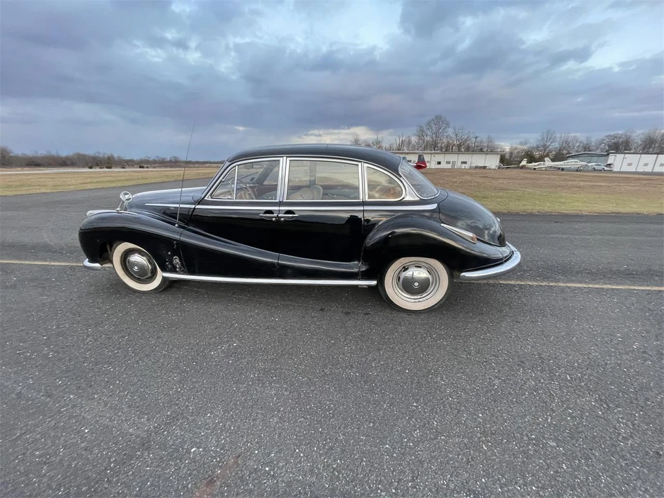 1957 BMW 507 - Image 13 of 31