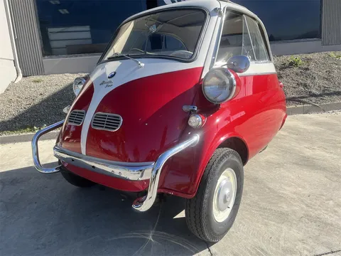 1957 BMW Isetta