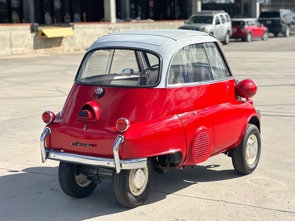 1957 BMW Isetta - Image 16 of 31