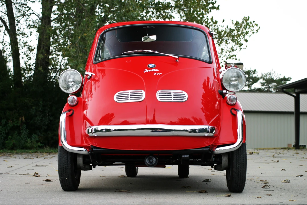 1957 BMW Isetta - Image 2 of 31