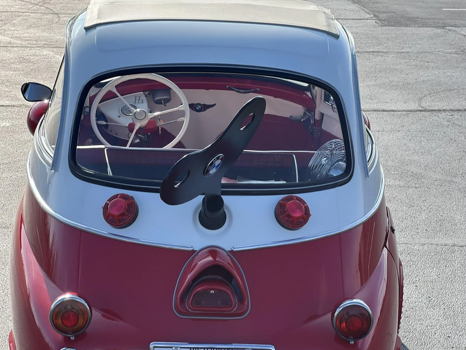 1957 BMW Isetta - Image 14 of 31