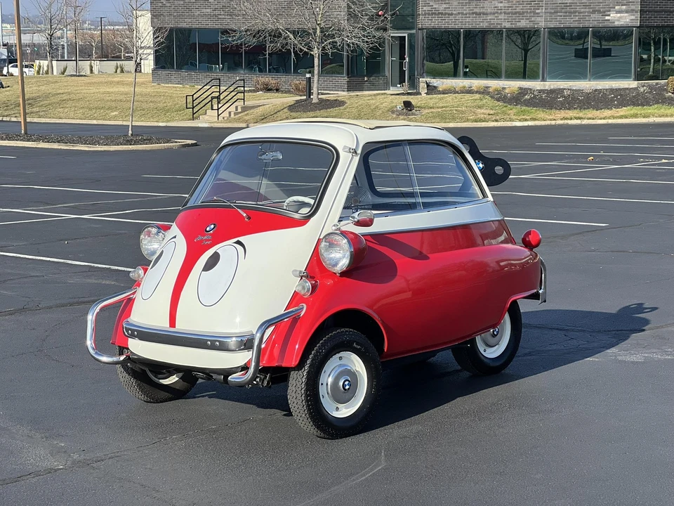1957 BMW Isetta - Image 2 of 31