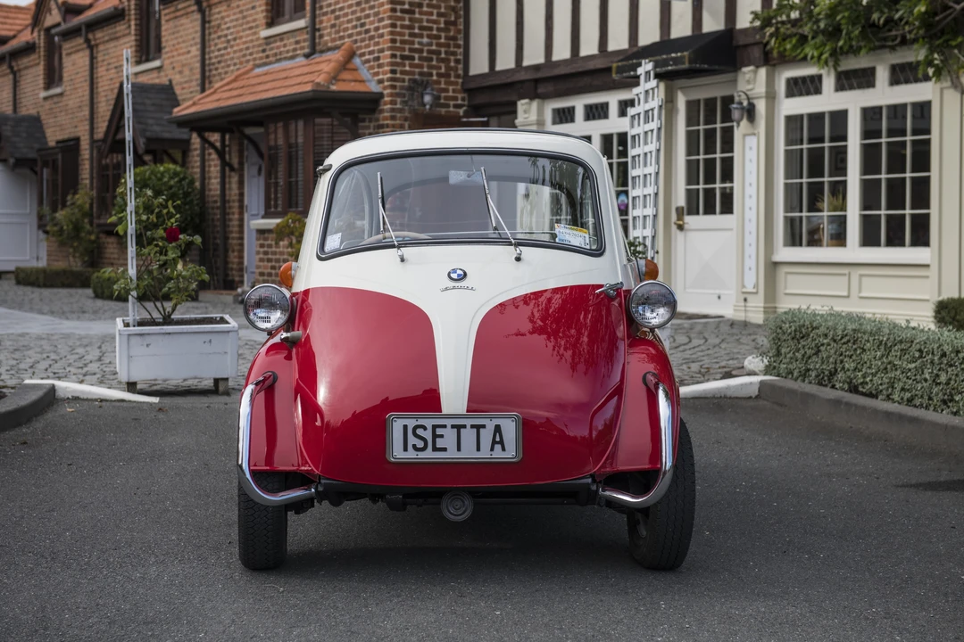 1957 BMW Isetta - Image 2 of 31