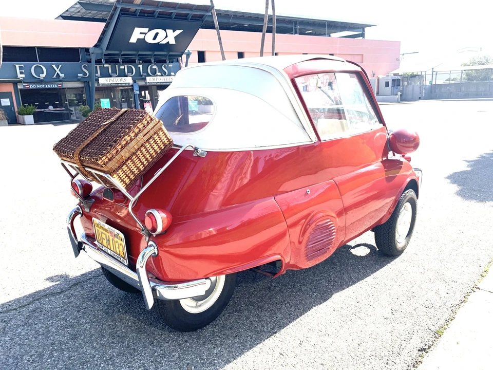 1957 BMW Isetta - Image 30 of 31