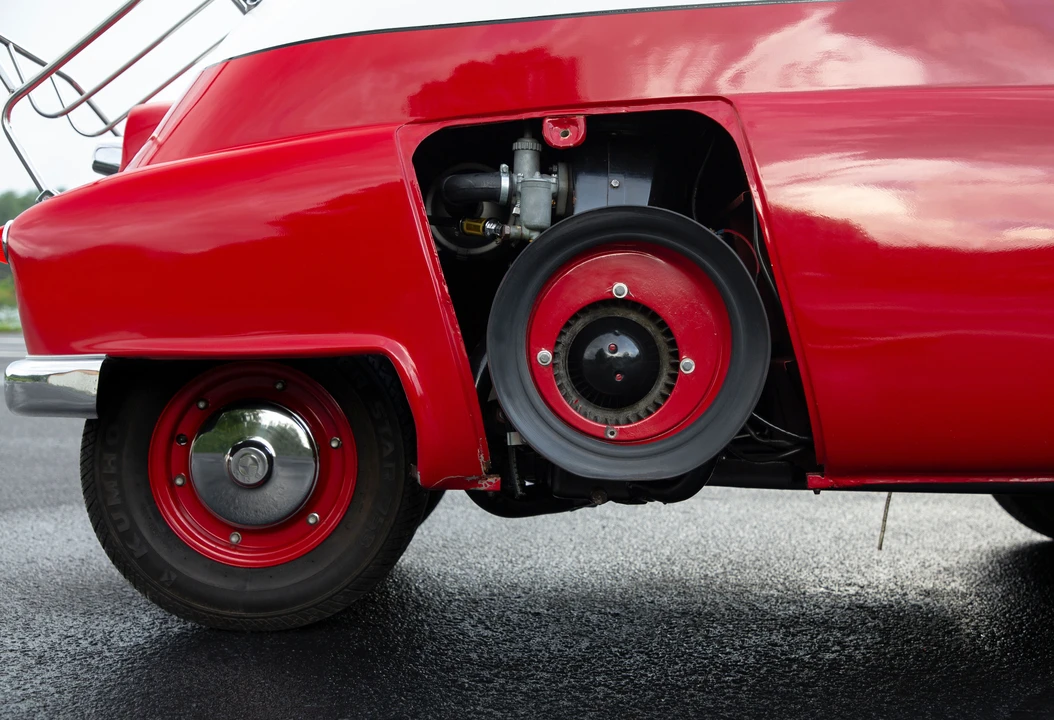 1957 BMW Isetta - Image 8 of 31