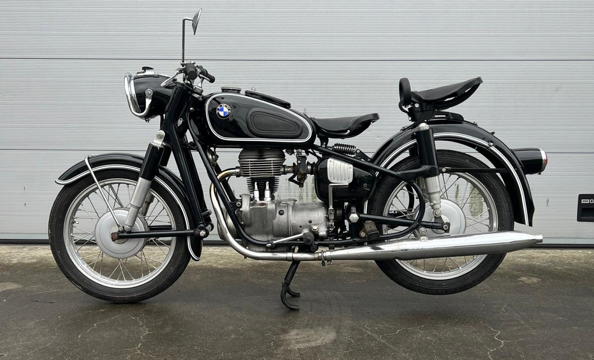 1957 BMW R26