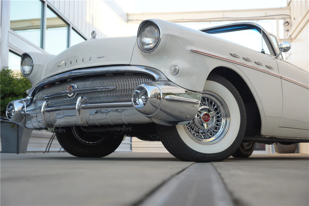 1957 Buick Roadmaster - Image 5 of 5