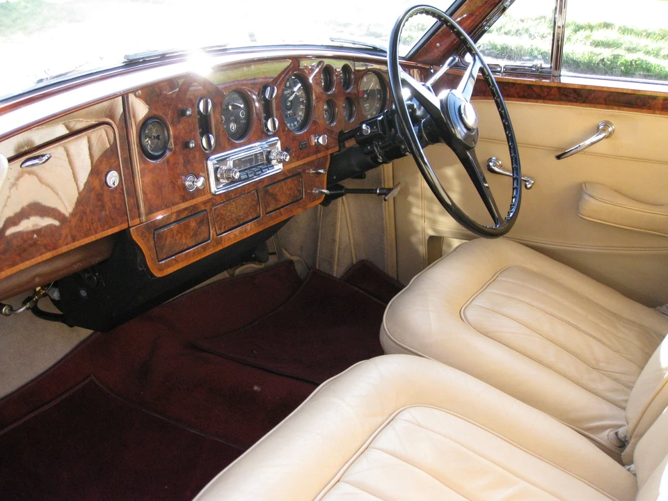 1957 Bentley S1 - Image 3 of 4