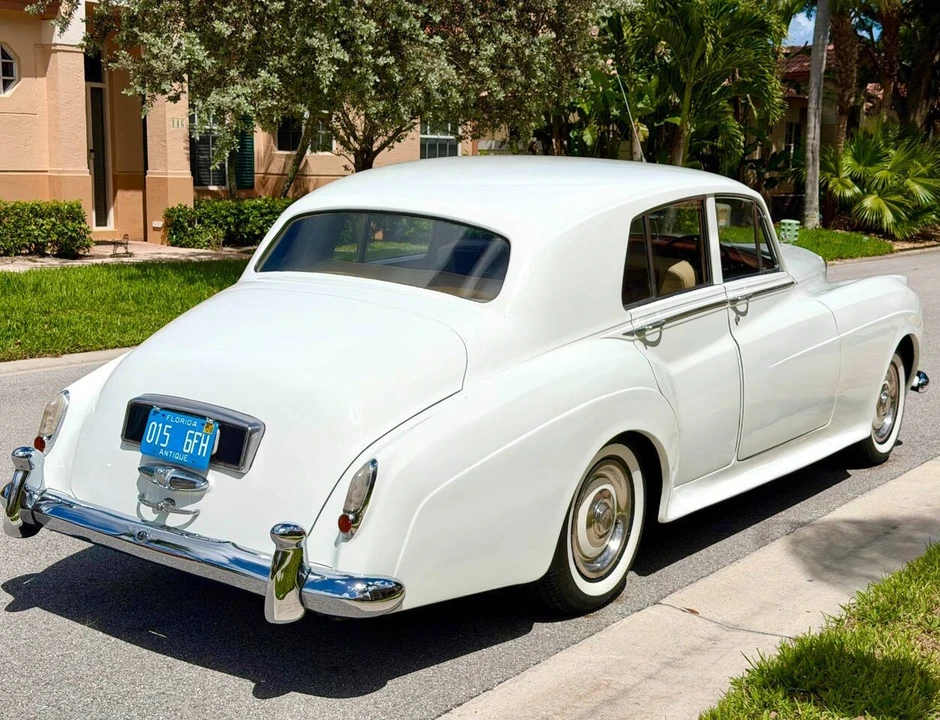 1957 Bentley S1 Continental - Image 3 of 19