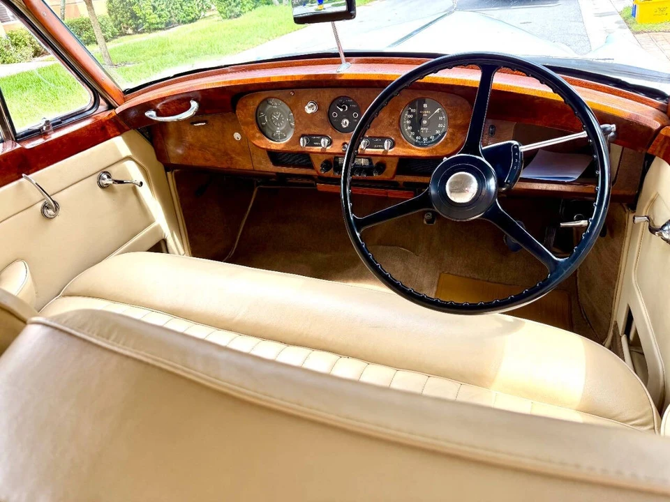 1957 Bentley S1 Continental - Image 10 of 19