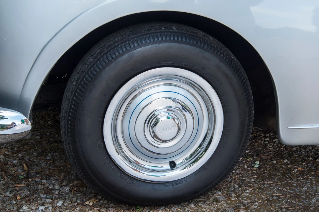 1957 Bentley S1 Continental - Image 28 of 31