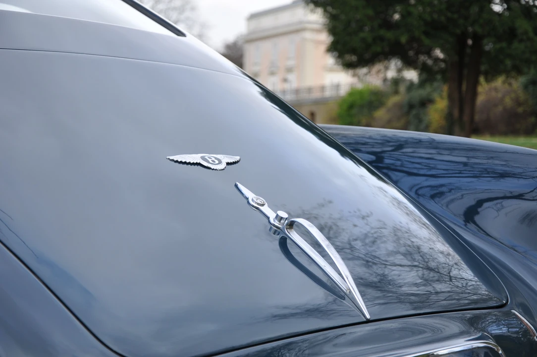 1957 Bentley S1 Continental - Image 16 of 19