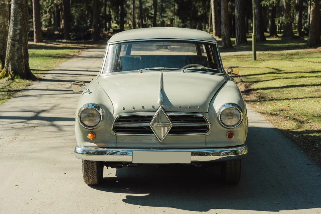 1957 Borgward Isabella - Image 2 of 31