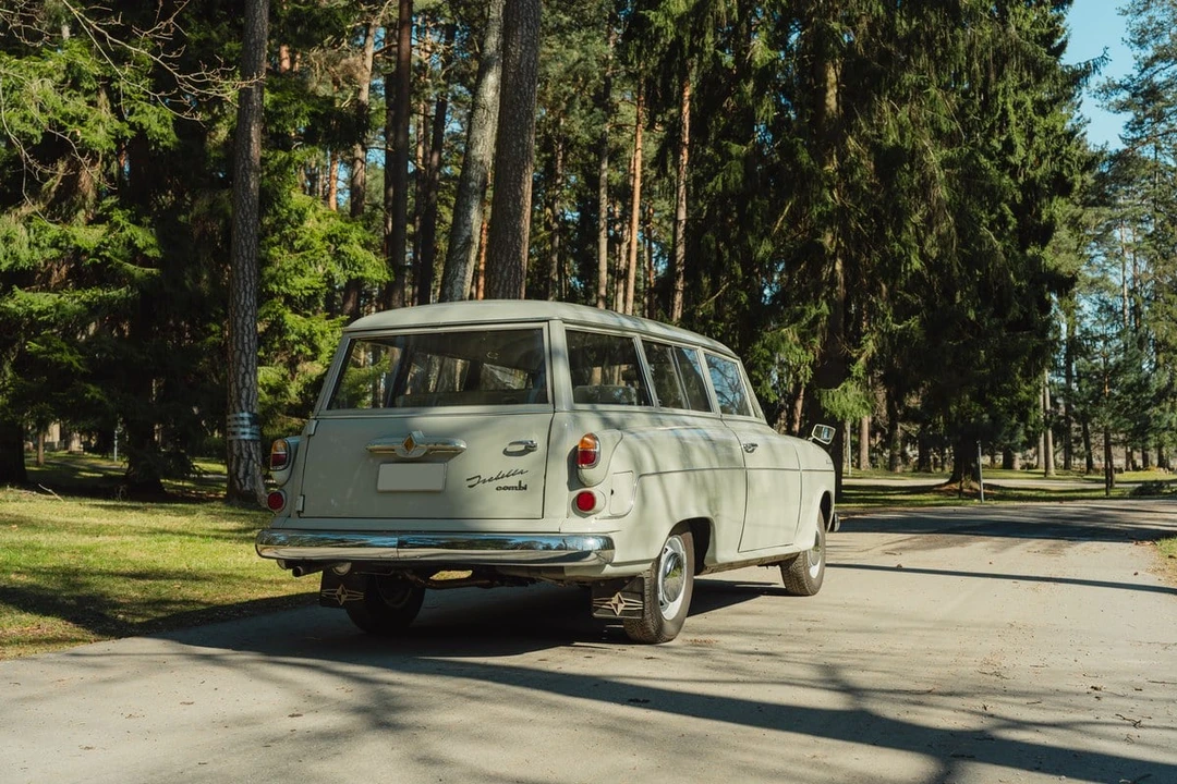 1957 Borgward Isabella - Image 7 of 31