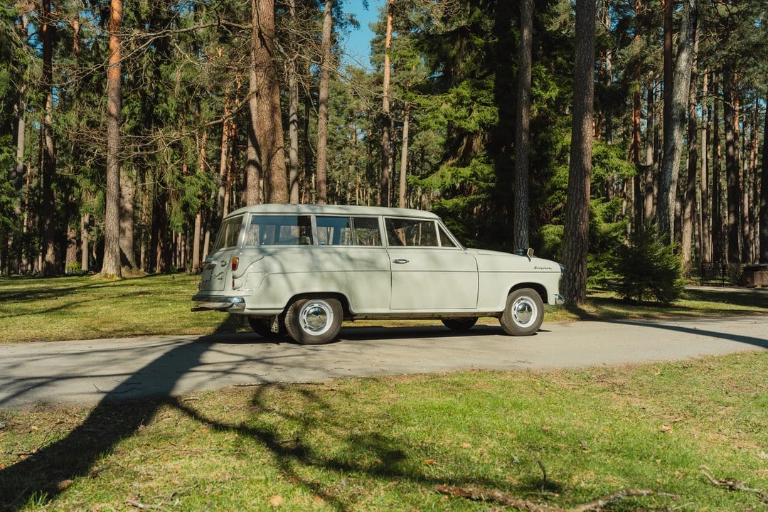 1957 Borgward Isabella - Image 24 of 31