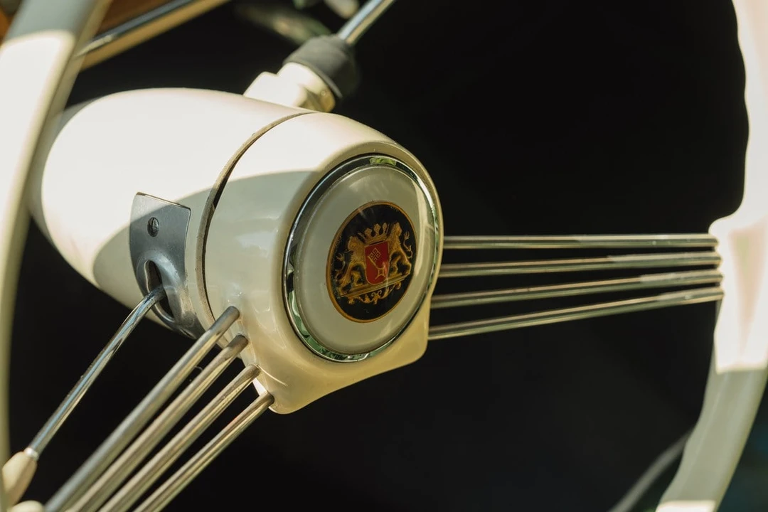 1957 Borgward Isabella - Image 12 of 31