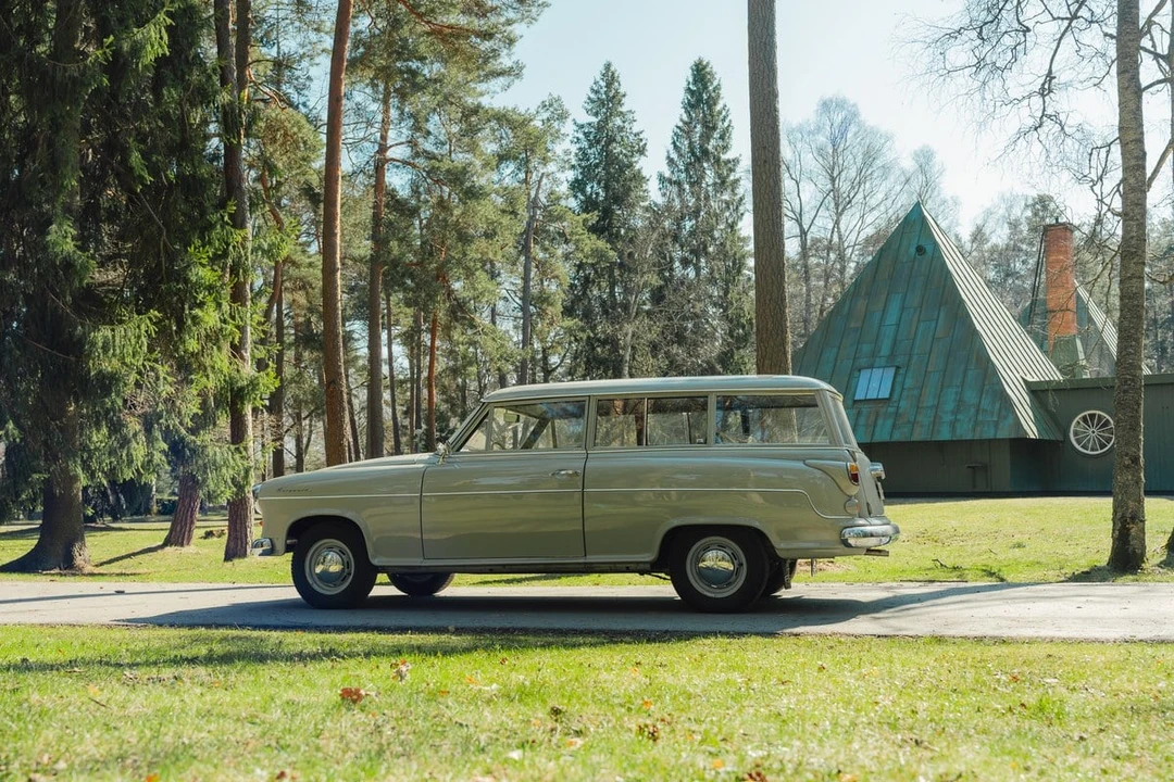 1957 Borgward Isabella - Image 8 of 31