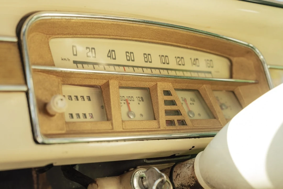 1957 Borgward Isabella - Image 13 of 31