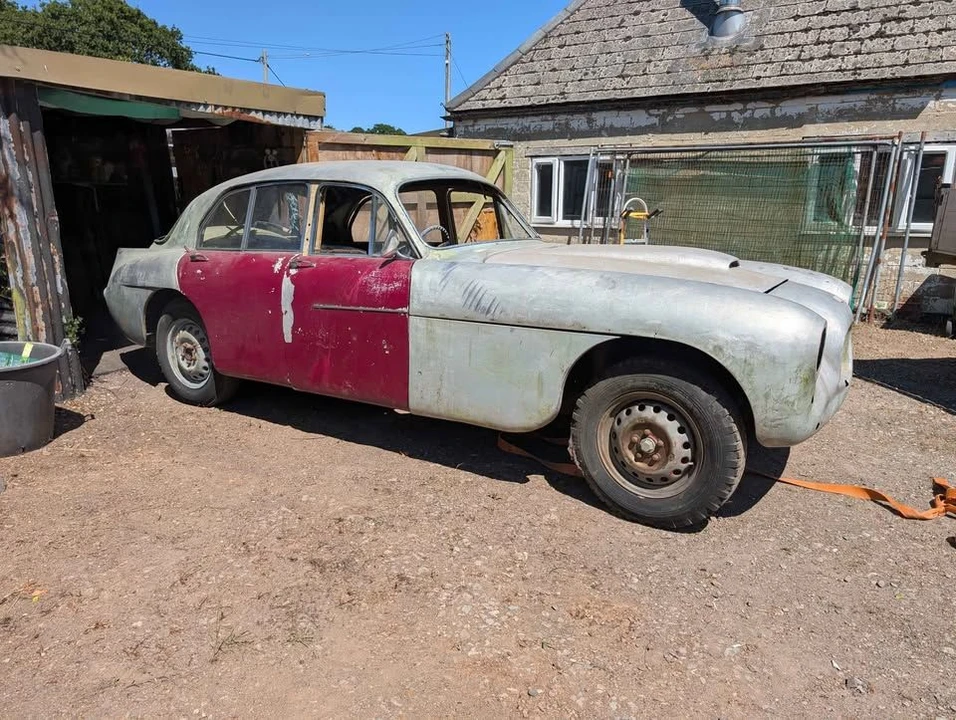 1957 Bristol - Image 4 of 31