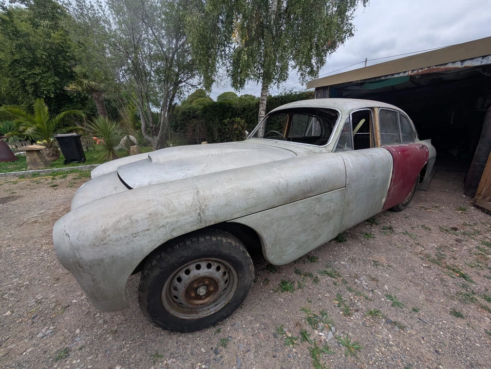 1957 Bristol - Image 3 of 31