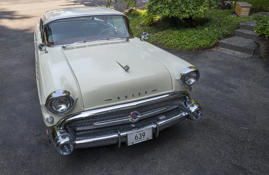 1957 Buick Century - Image 16 of 31
