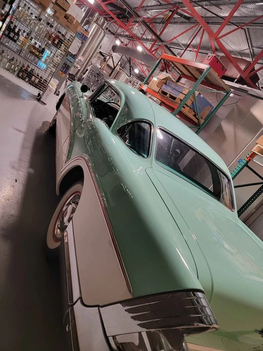 1957 Buick Riviera - Image 6 of 15