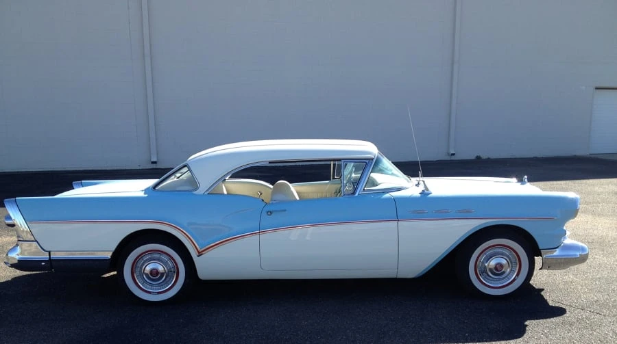 1957 Buick Riviera - Image 4 of 8