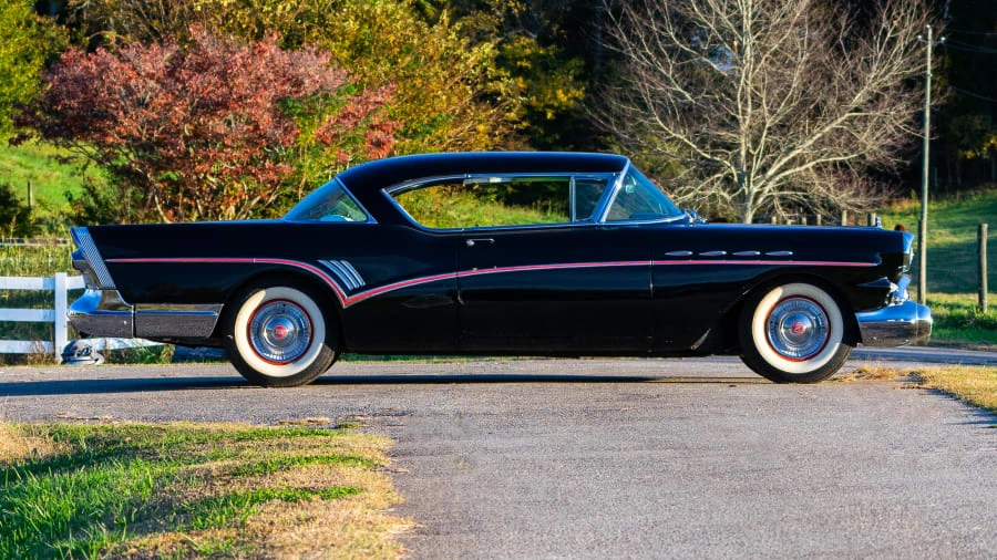 1957 Buick Riviera - Image 8 of 12