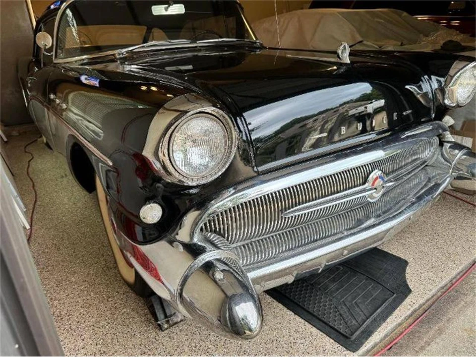 1957 Buick Riviera - Image 9 of 26