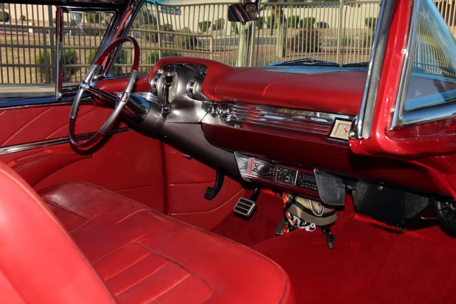 1957 Buick Riviera - Image 17 of 31