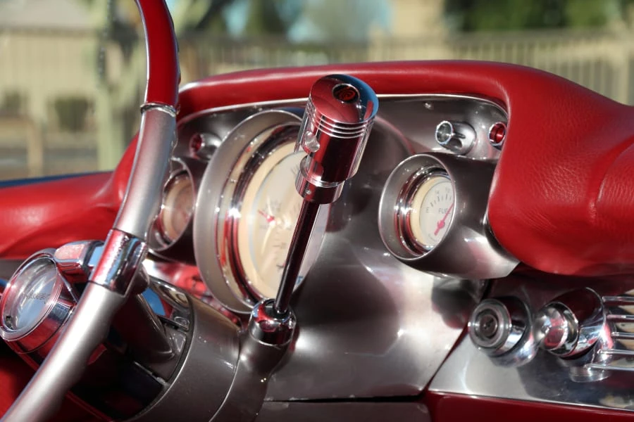1957 Buick Riviera - Image 29 of 31