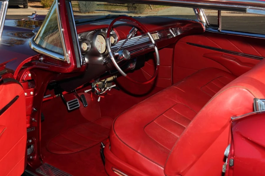 1957 Buick Riviera - Image 26 of 31