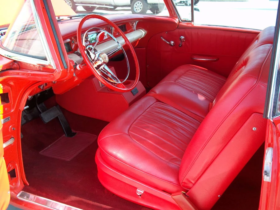 1957 Buick Riviera - Image 4 of 10