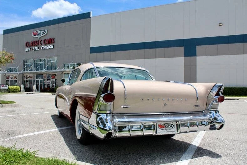 1957 Buick Roadmaster - Image 13 of 21
