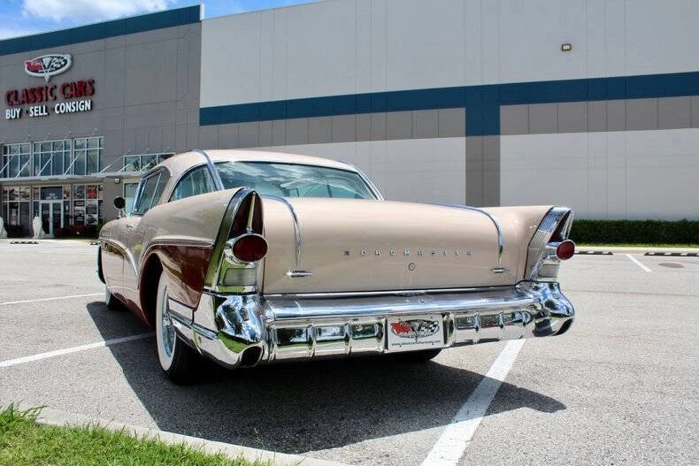 1957 Buick Roadmaster - Image 12 of 21