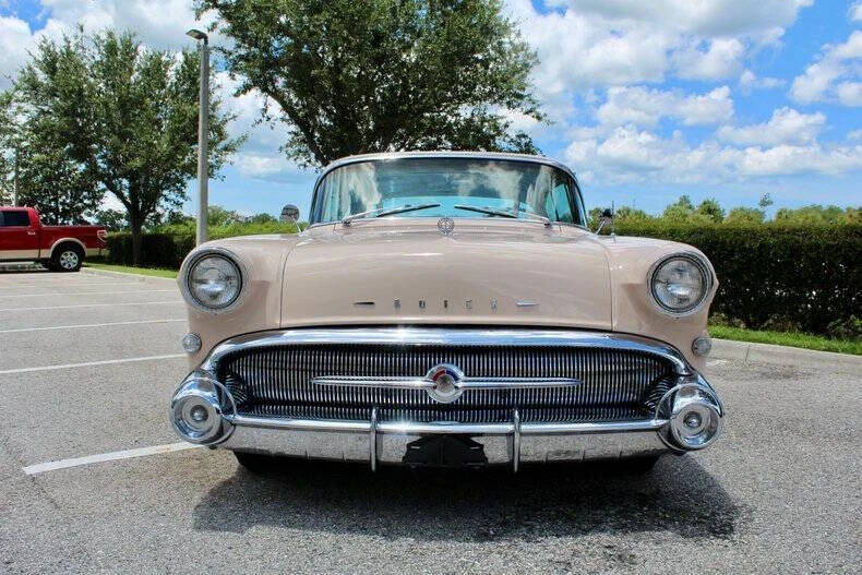 1957 Buick Roadmaster - Image 6 of 21
