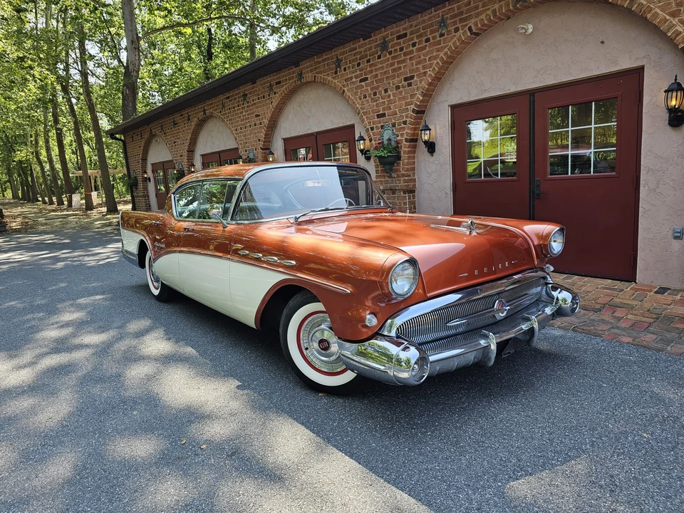 1957 Buick Roadmaster - Image 26 of 31