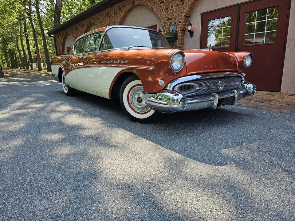 1957 Buick Roadmaster - Image 23 of 31