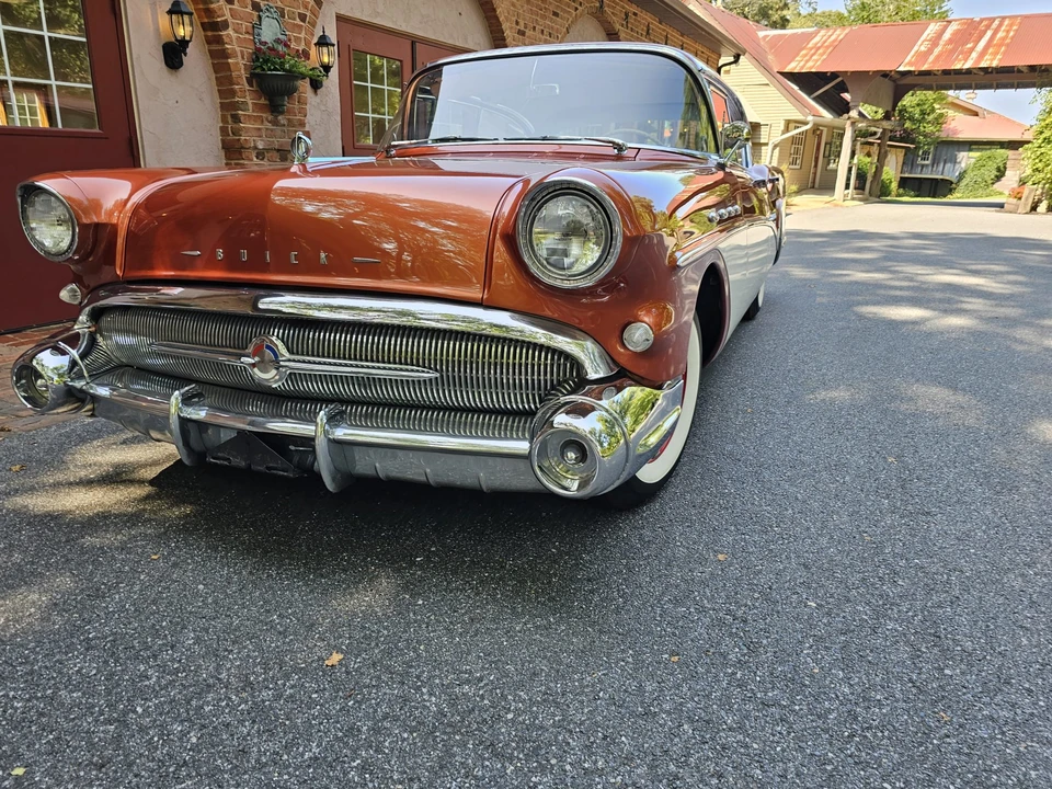 1957 Buick Roadmaster - Image 17 of 31