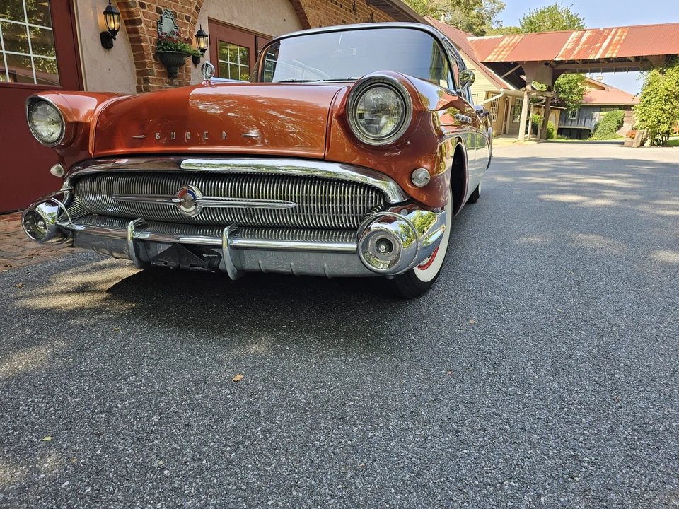 1957 Buick Roadmaster - Image 16 of 31